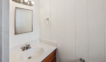 1635 Liholiho St E, Honolulu, HI 96822