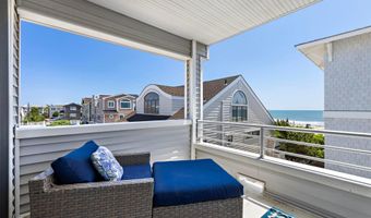 10 11TH St, Beach Haven, NJ 08008