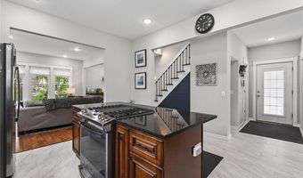 313 Rice St, Anoka, MN 55303
