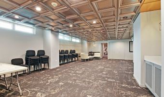 77 S Evergreen Ave 206, Arlington Heights, IL 60005