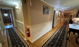38 Freebody St 307, Newport, RI 02840