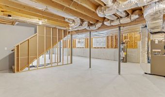 91 Raymond Rd, Auburn, NH 03032