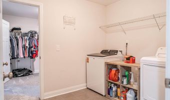 101 Bluegrass Ct, Aberdeen, NC 28315