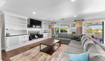 3045 Mary Ln, Escondido, CA 92025