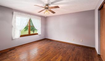 6130 Steamtown Rd, Ashley, OH 43003