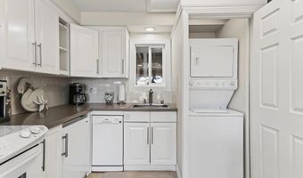 619 Beach Dr, Aptos, CA 95003