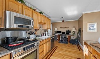 39 Dorchester Street 18, Boston, MA 02127