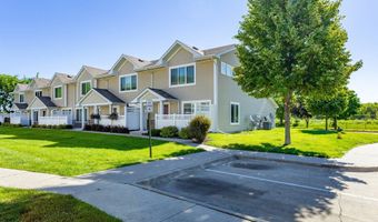 1268 NE 8th Ln, Ankeny, IA 50021