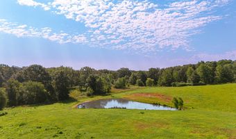 1860 Pencil Factory Rd, Big Sandy, TN 38221
