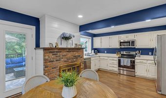 31 Mulberry Ct A, Brielle, NJ 08730
