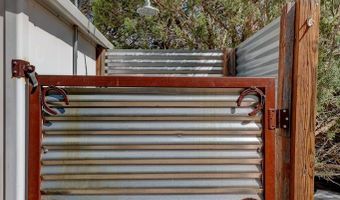 59 Wagon Rd, Alpine, TX 79830