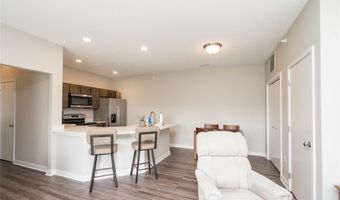 2503 NE Oak Dr 1, Ankeny, IA 50021