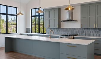 3118 NW Crossing Dr, Bend, OR 97703