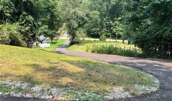 1609 Ella-s Way, Alum Creek, WV 25309