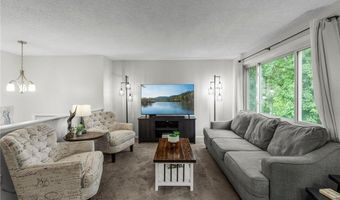 7803 Glenda Ct, Apple Valley, MN 55124