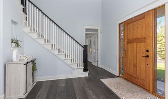 8790 Laurel Ridge Dr SE, Alto, MI 49302