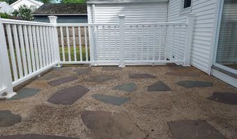 16 Fyffe Ave, Cranston, RI 02920