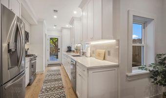 1014 QUEEN St, Alexandria, VA 22314