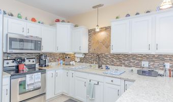 14 Iowa St. B2, Arnolds Park, IA 51331
