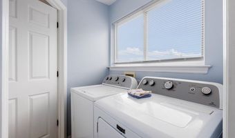 6 Kingfish St, Alligator Point, FL 32346