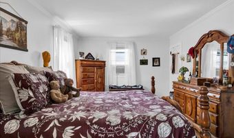 1688 North Ave, Burlington, VT 05408