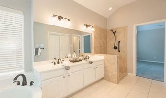 3793 WATERFORD Dr, Addison, TX 75001