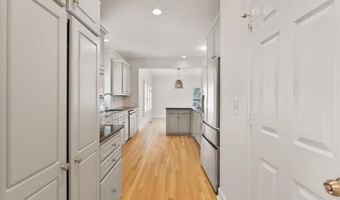 2190 Stephen Long Dr NE, Atlanta, GA 30305