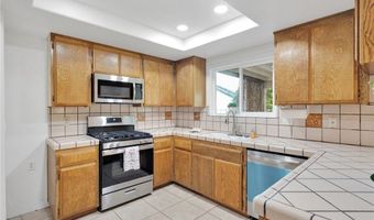 12490 Palomino Ln, Apple Valley, CA 92308