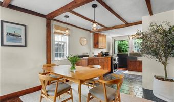 27 William St, Newport, RI 02840