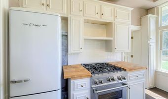 115 W 18th St, Ada, OK 74820