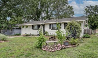 2408 Lincoln Ave, Baxter Springs, KS 66713
