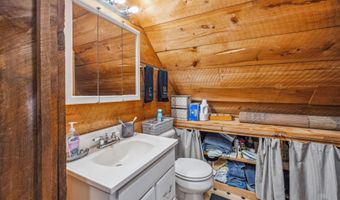 37 High St, Bradford, NH 03221