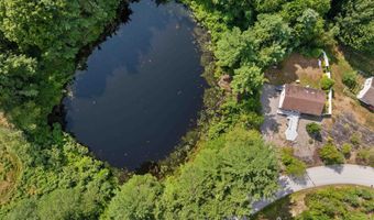 10 Raiders Ln, Raymond, NH 03077