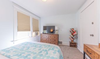 1123 W Huron St, Ann Arbor, MI 48103