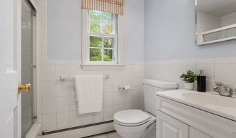 15 Thoreau Rd, Acton, MA 01720