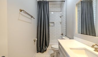 202 RIVERBEND Ln, Bath Springs, TN 38311