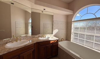 808 SYMPHONY ISLES Blvd, Apollo Beach, FL 33572