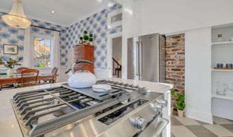 1214 King St, Beaufort, SC 29902