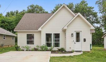 712 W Ashley St, Benton, AR 72015
