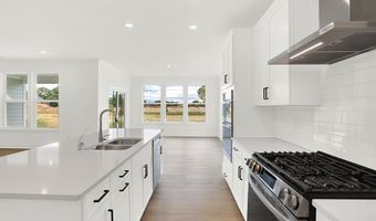 5062 Foxley Park Ln, Avon, IN 46123