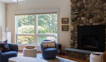 77 Pond Shore Dr, Charlestown, RI 02813