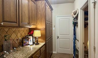 4 Sage Cir, Andrews, TX 79714