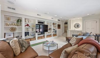 2119 Dilworth Rd E, Charlotte, NC 28203