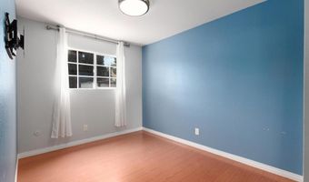 7495 San Vicente St, San Diego, CA 92114