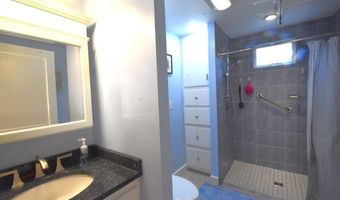 25 Foster Dr, Beverly, MA 01915
