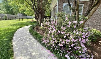 978 Hampton Ridge Cir NW, Arab, AL 35016