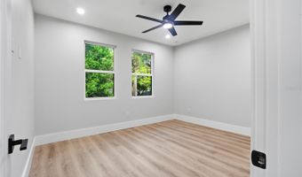 5719 PENINSULAR Dr, Belle Isle, FL 32809