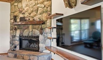 7271 Ray Rd, Argentine, MI 48473