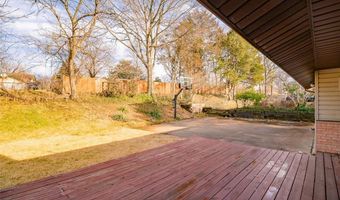 507 Glenmeadow Dr, Ballwin, MO 63011