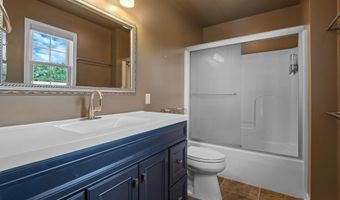 41 WILLOW Dr, Enola, PA 17025